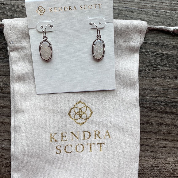 Kendra Scott Lee Drop Earrings in Iridescent Drusy, Silver - Picture 3 of 5